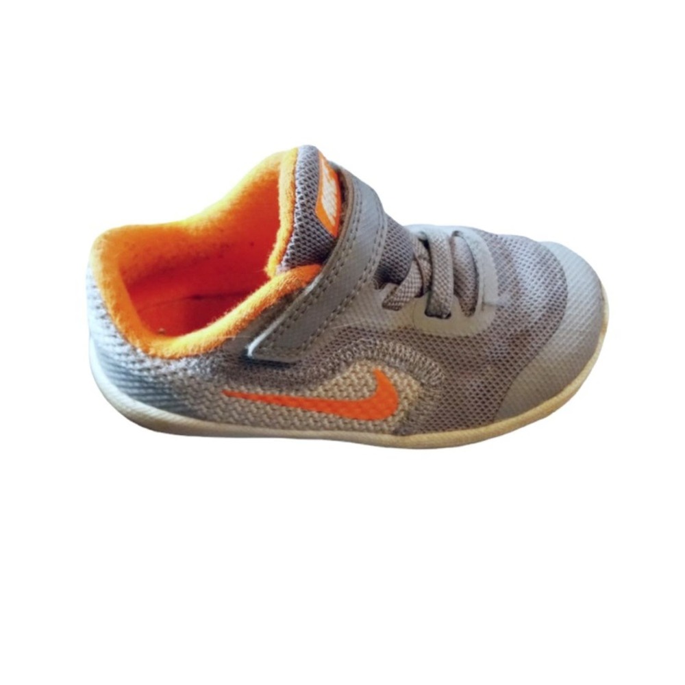 Children's Nike Orange Colored Sneakers SZ US 7C